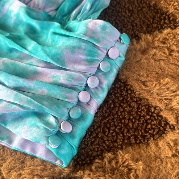 REVOLVE Lovers & Friends Venice top - Picture 6 of 10